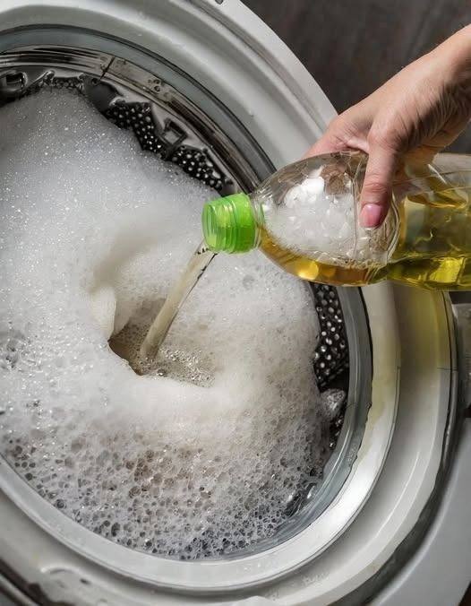 Vinegar Can Make Whites Brighter and Towels Softer — But Only If You Use It the Right Way