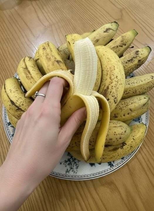 Why Eating a Banana First Thing in the Morning May Be Affecting Your Energy